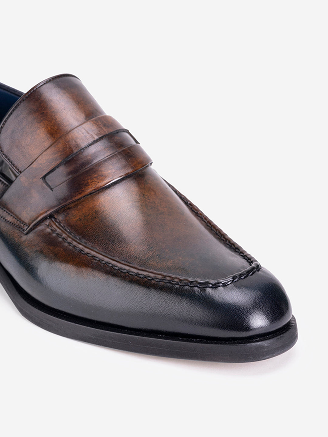 Classic brown shaded loafers