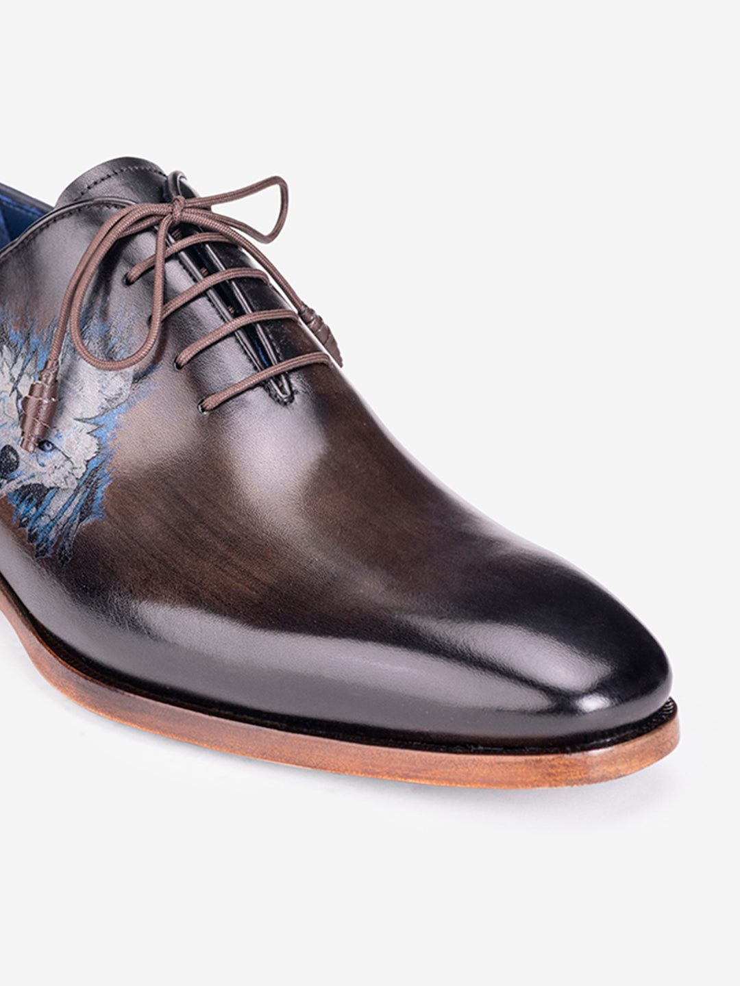 Brown lace loafers with Wolf motif