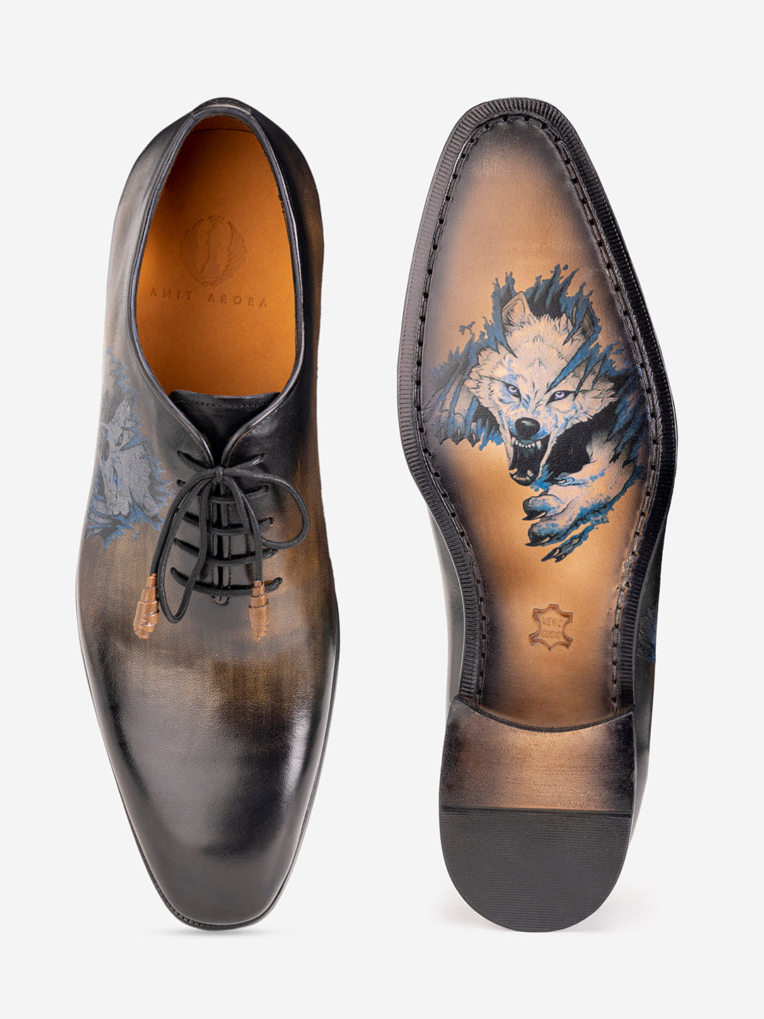 Tan lace loafers with Wolf motif