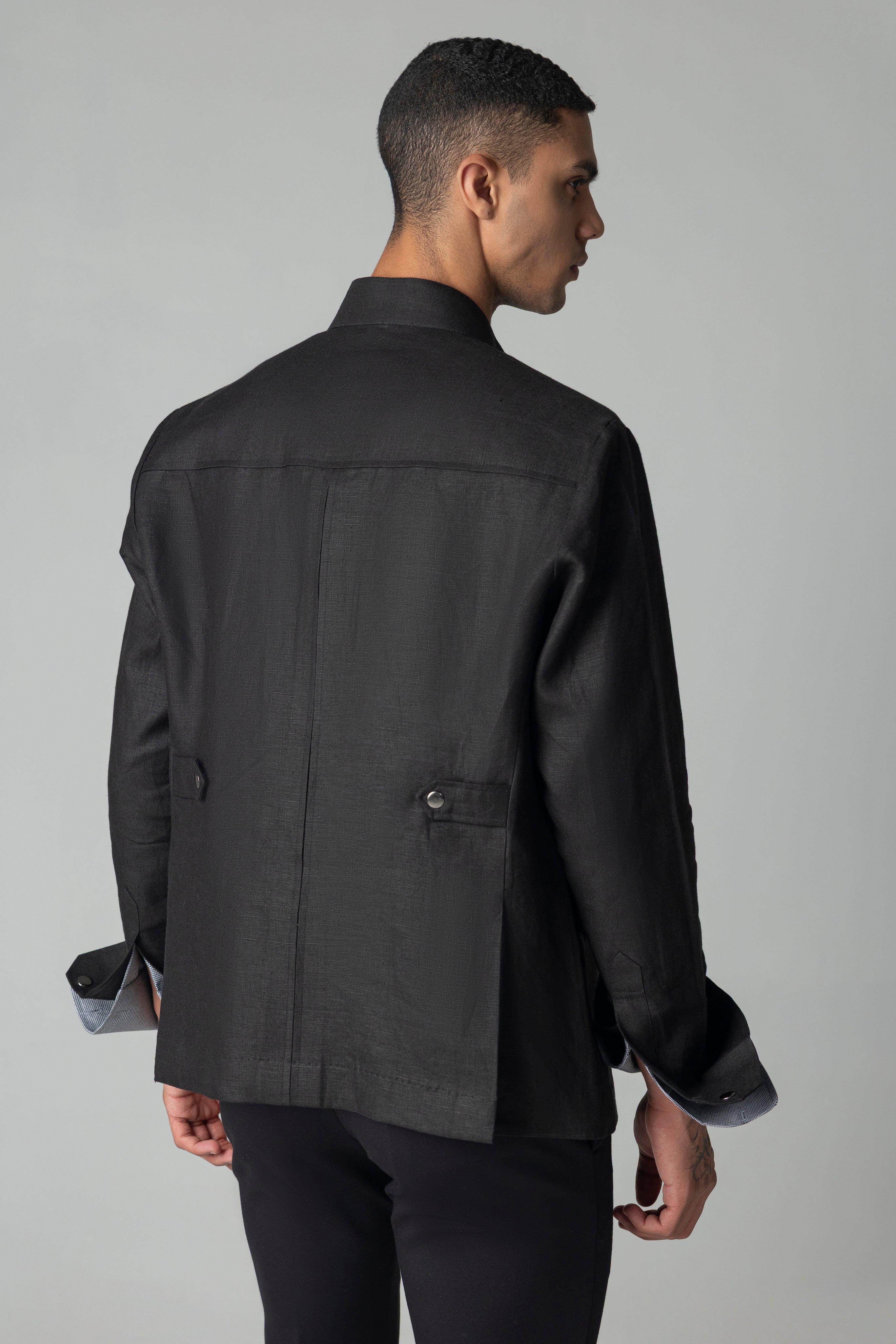 Black linen shacket with four patch pockets, Mandarin collar with zipper & snap button detailing.