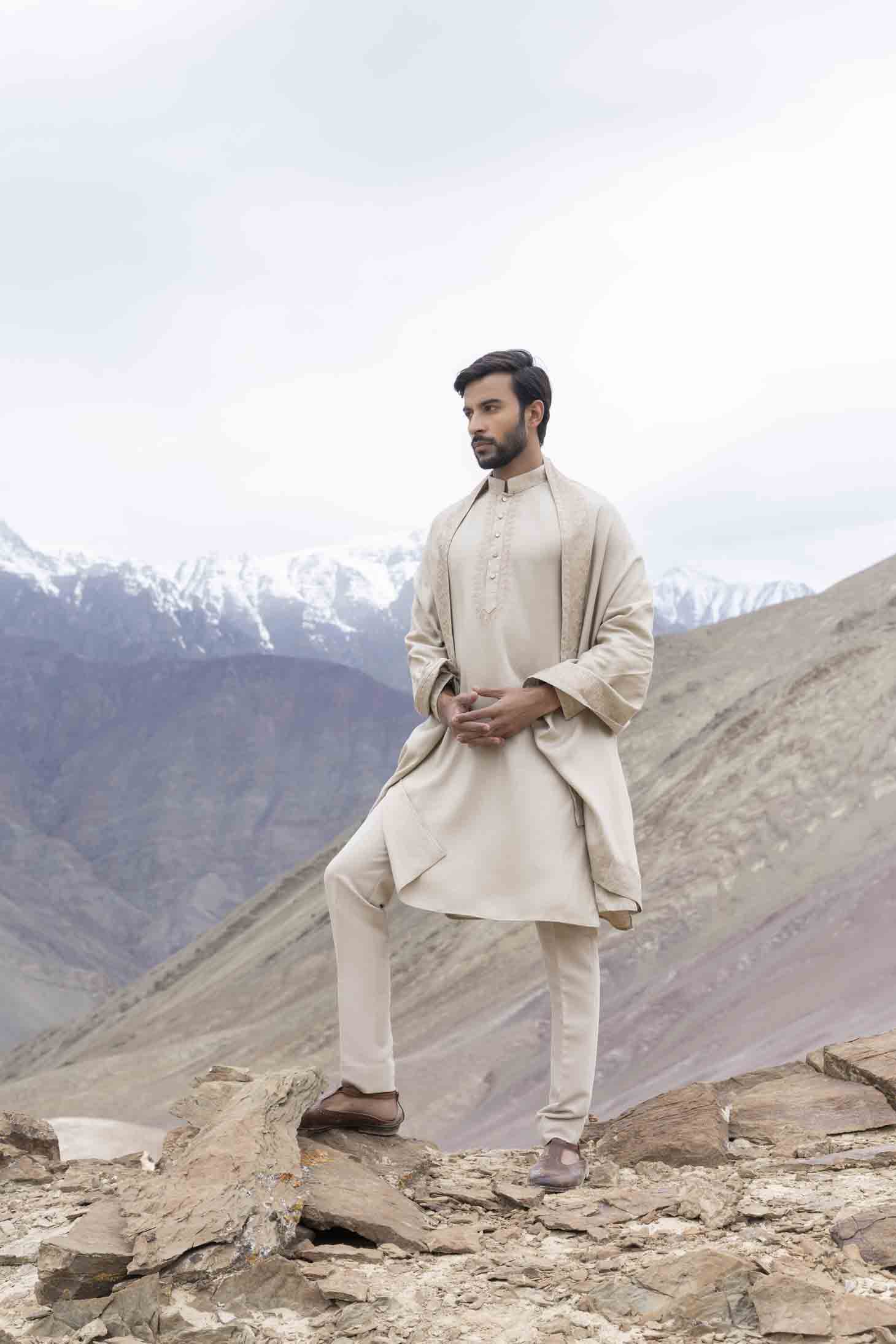 Beige Bamboo Silk Kurta set with Ari & Zari Embroidery, Stole & Aligarhi Pants