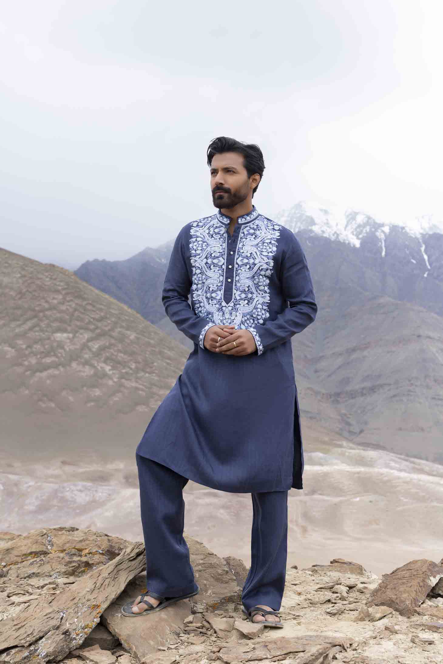 Blue Bamboo Silk Kurta with Shaded Blue Ari Paisley Embroidery on Placket, Paired with Aligarhi Pants