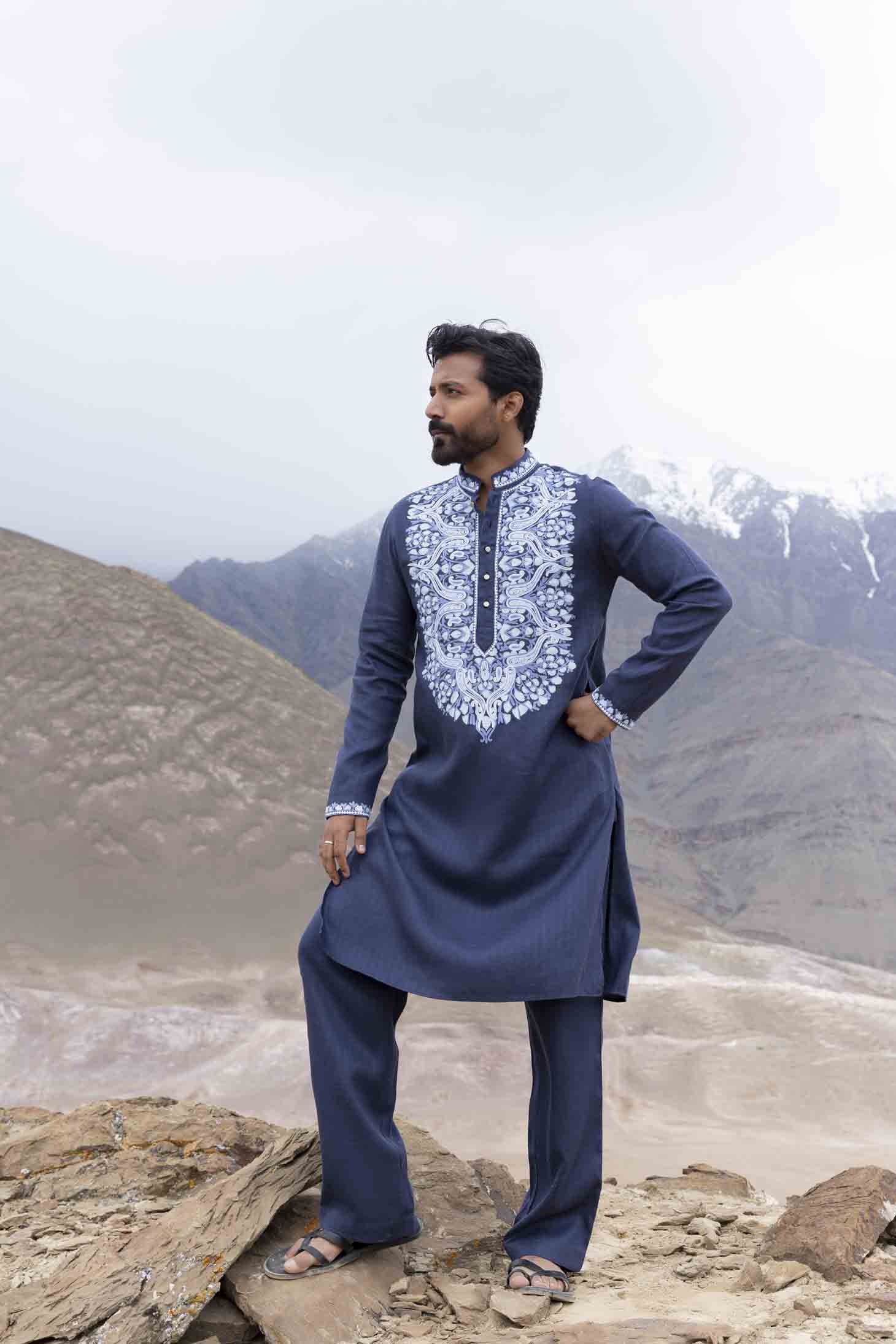 Blue Bamboo Silk Kurta with Shaded Blue Ari Paisley Embroidery on Placket, Paired with Aligarhi Pants