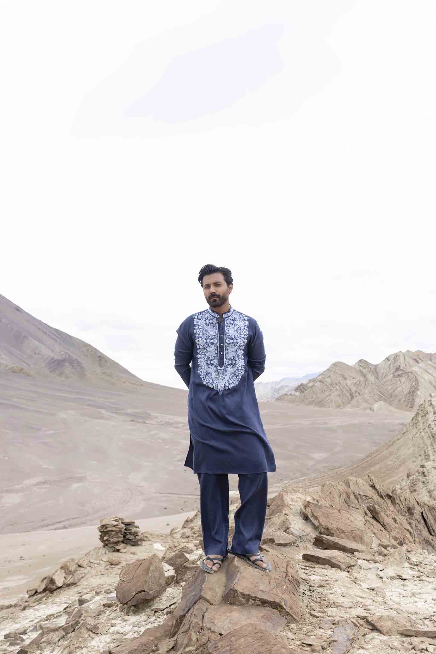Blue Bamboo Silk Kurta with Shaded Blue Ari Paisley Embroidery on Placket, Paired with Aligarhi Pants
