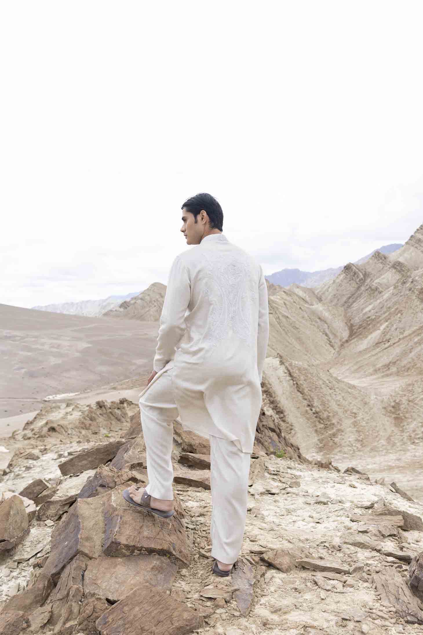 Beige Bamboo Silk Kurta set with Paisley Ari Embroidery & Bead Highlights, Paired with Aligarhi Pants