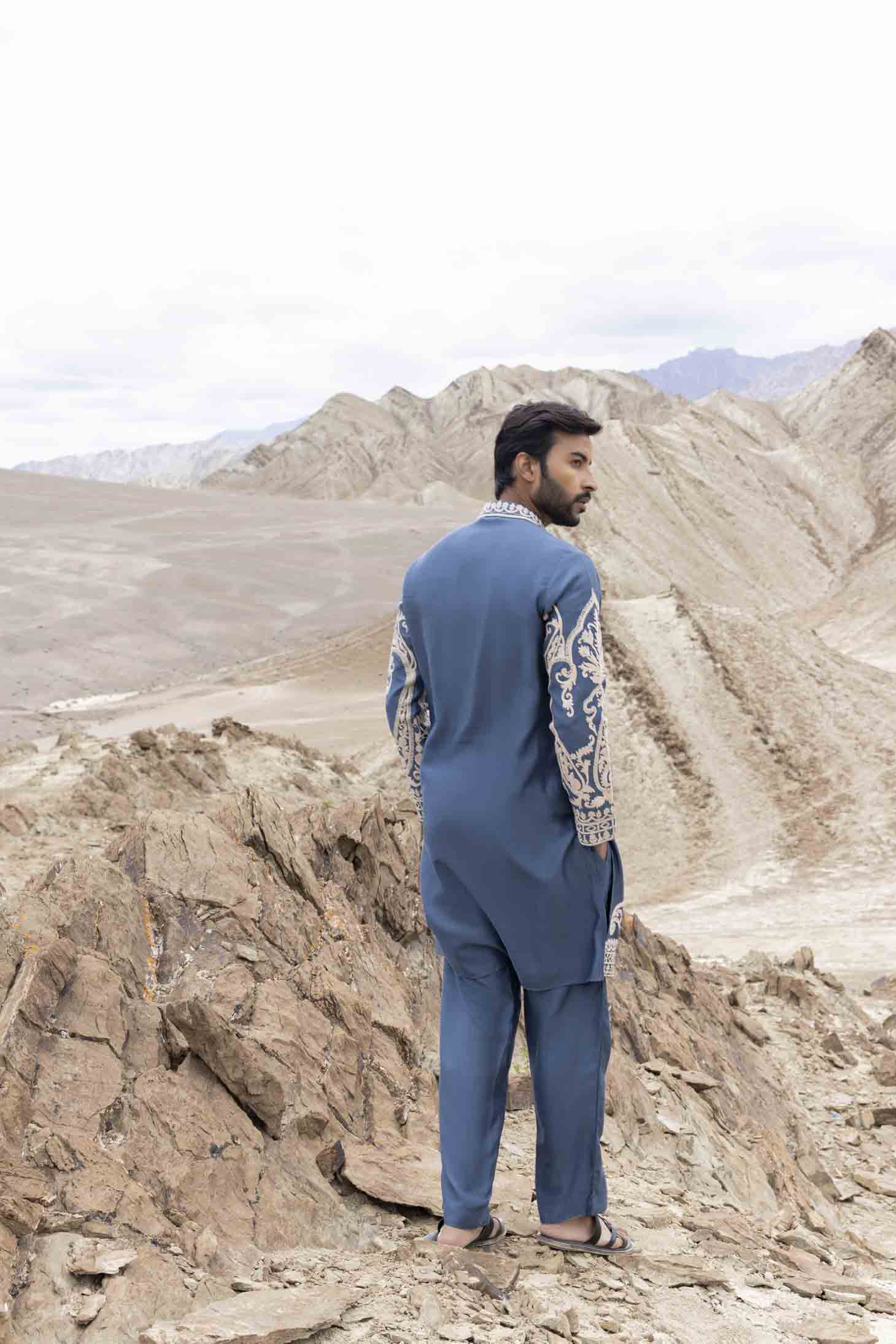 Medium Blue Silk Linen Kurta with Geometrical Dori Embroidery & Aligarhi Pants