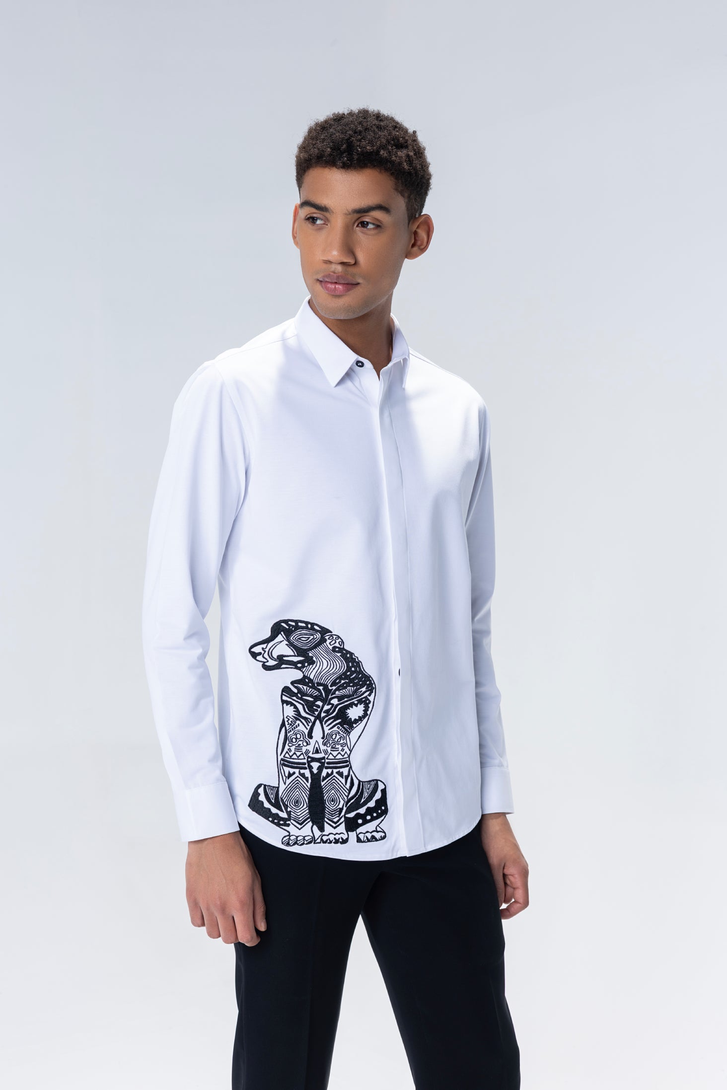 White full sleeved shirt with embroidered Leopard motif in black