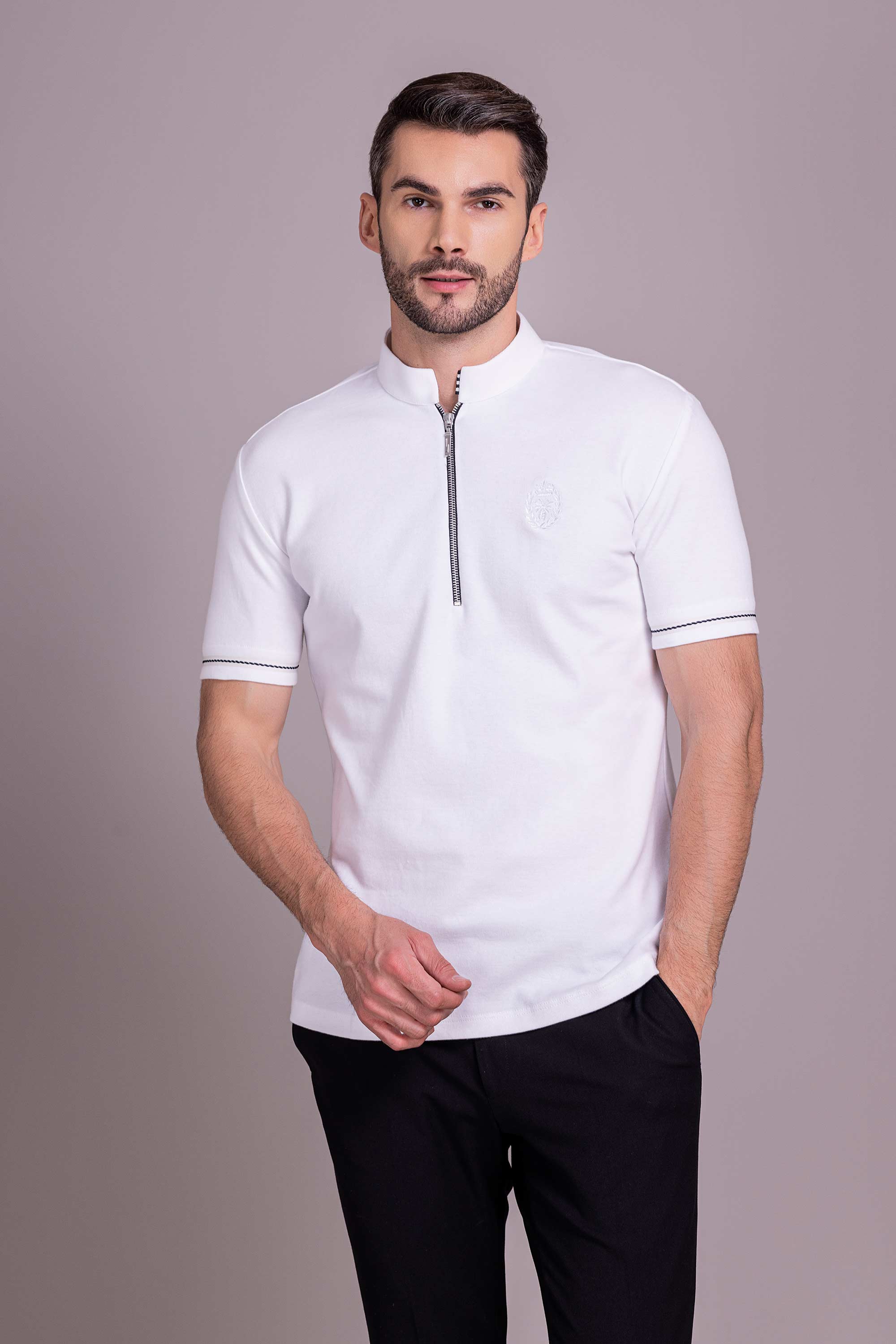 White T- Shirt with Zipper