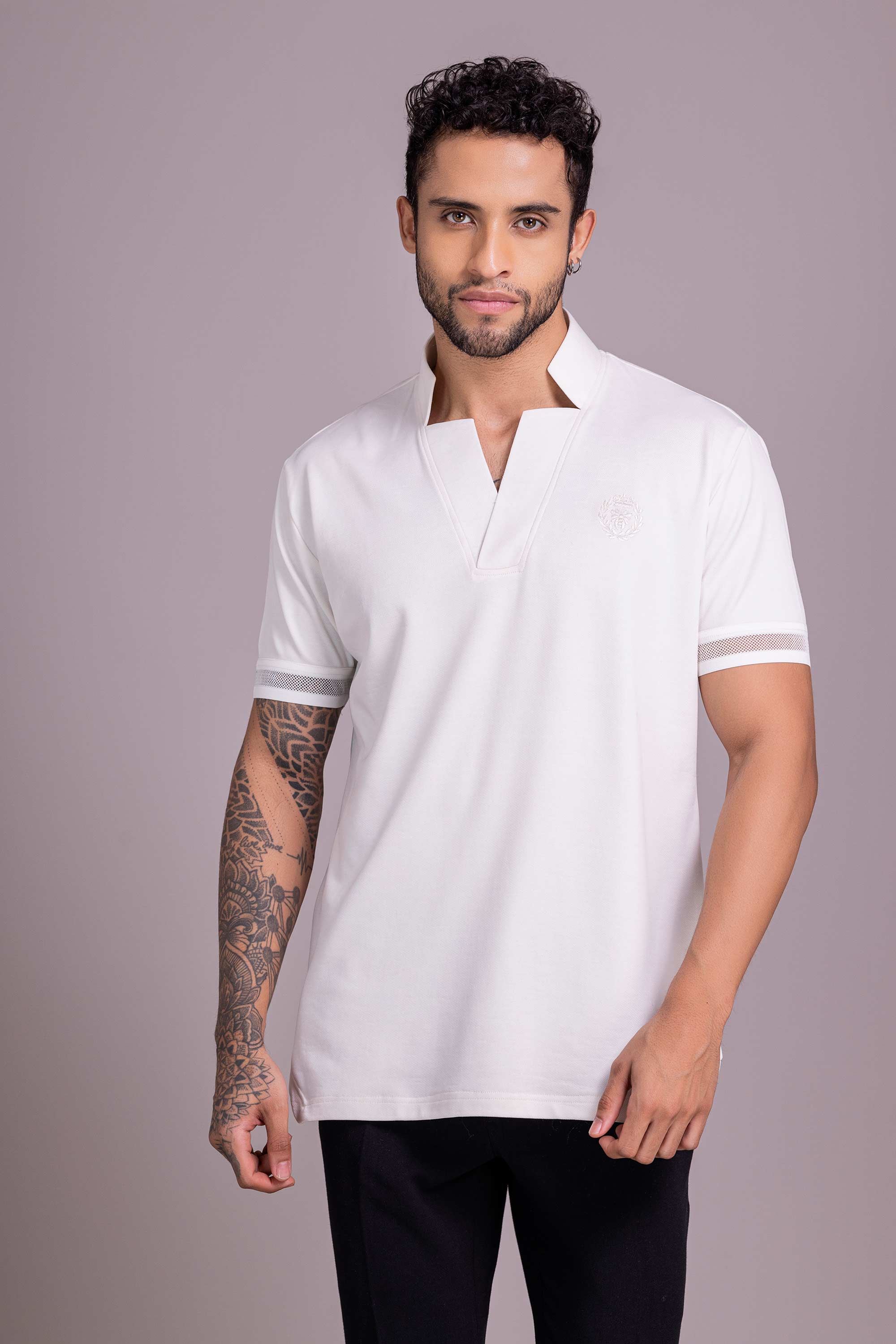 White V-neck T-shirt with collar