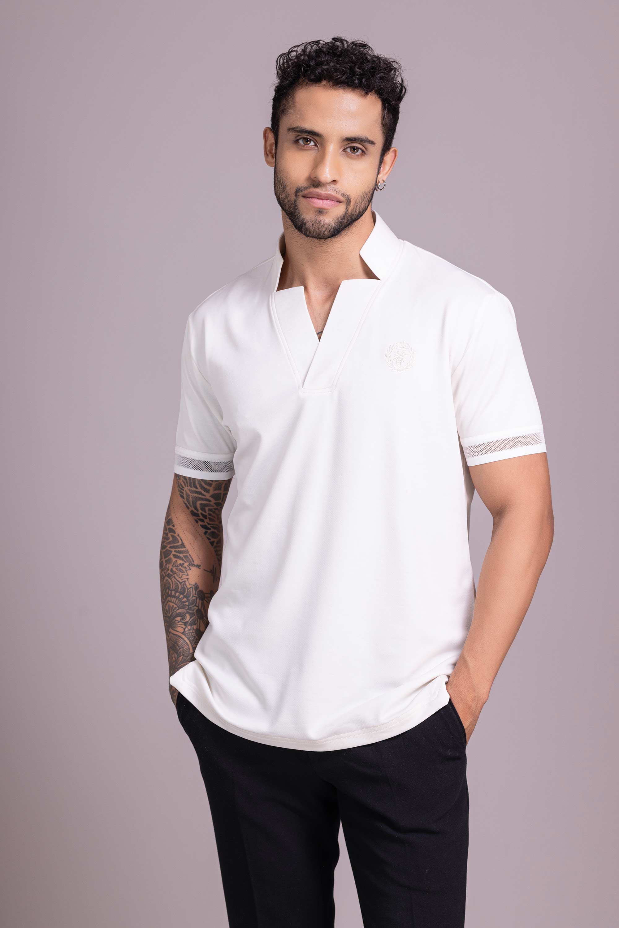 White V-neck T-shirt with collar