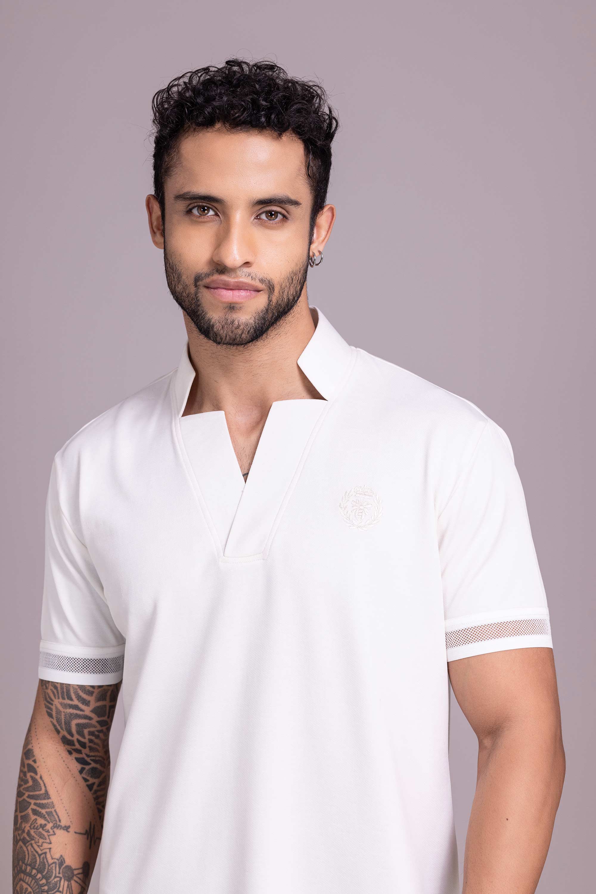 White V-neck T-shirt with collar