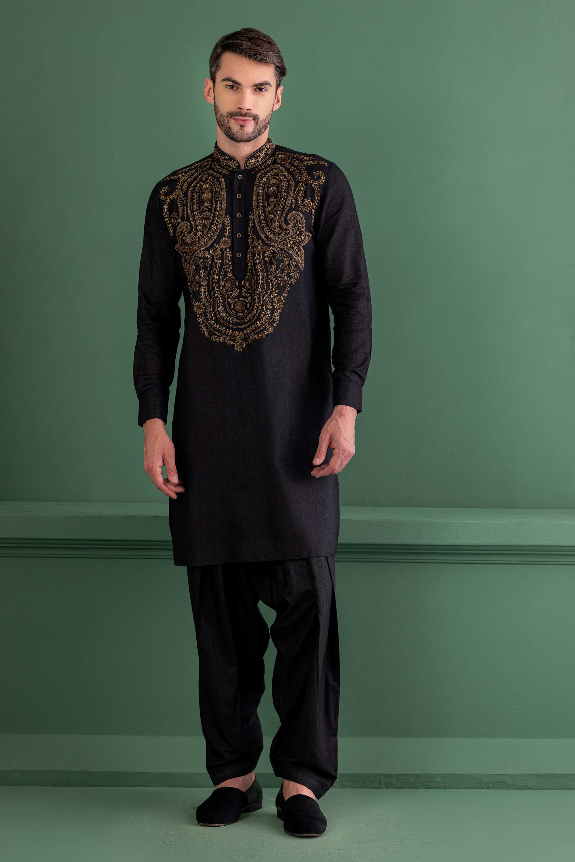 Black & gold embroidered kurta