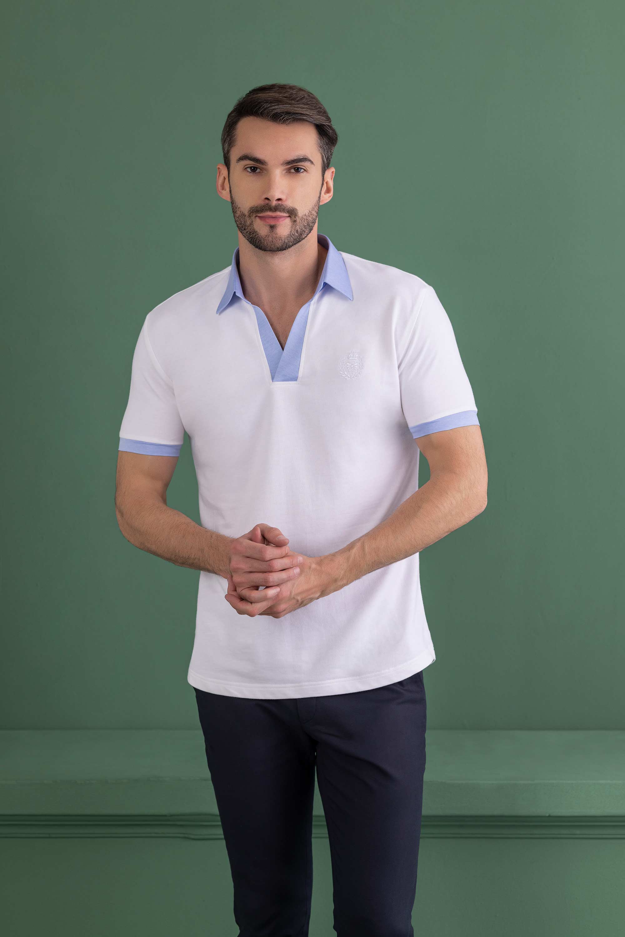 White T- Shirt with Contrast