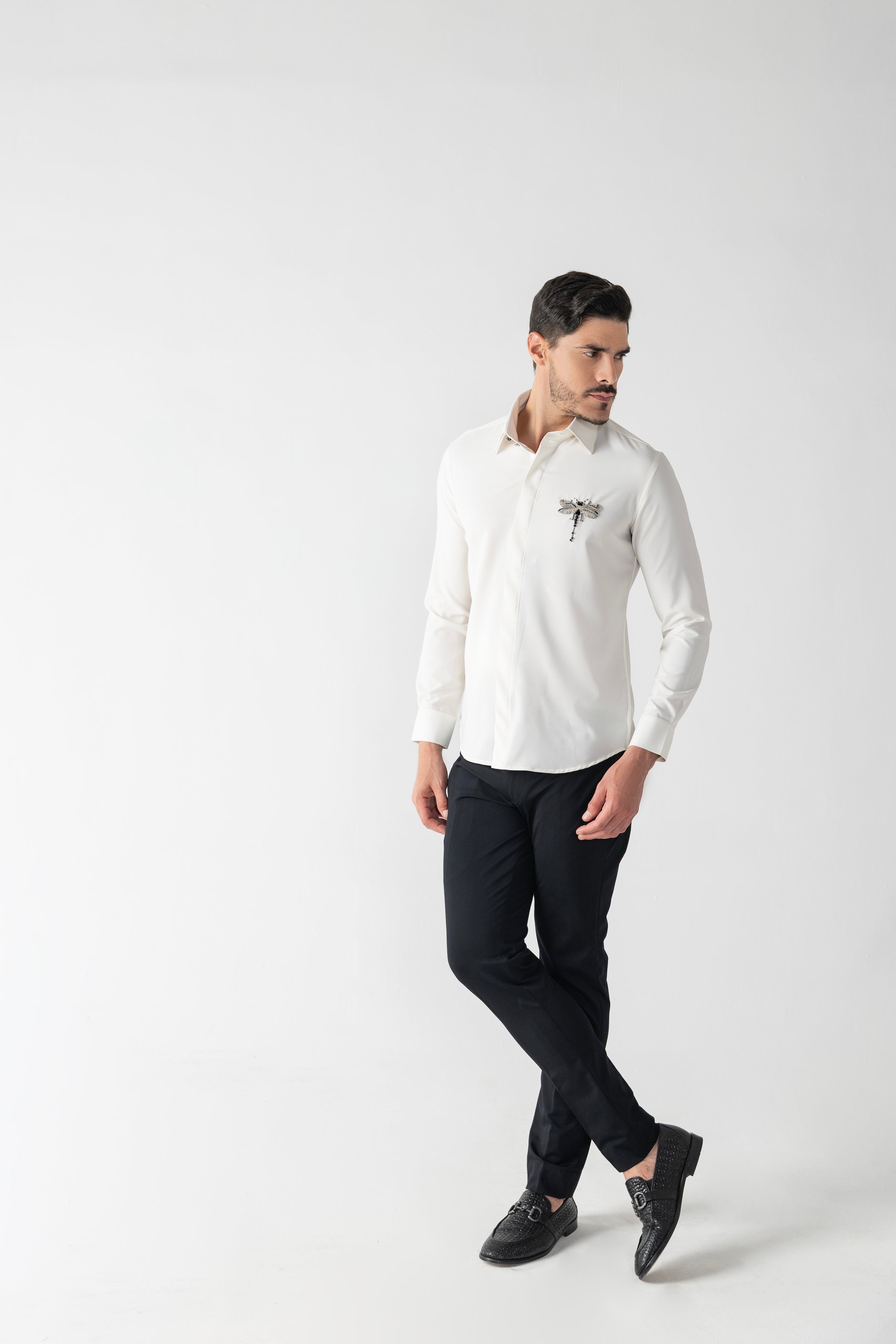 Ivory shirt with hand-embroidered Dragonfly motif