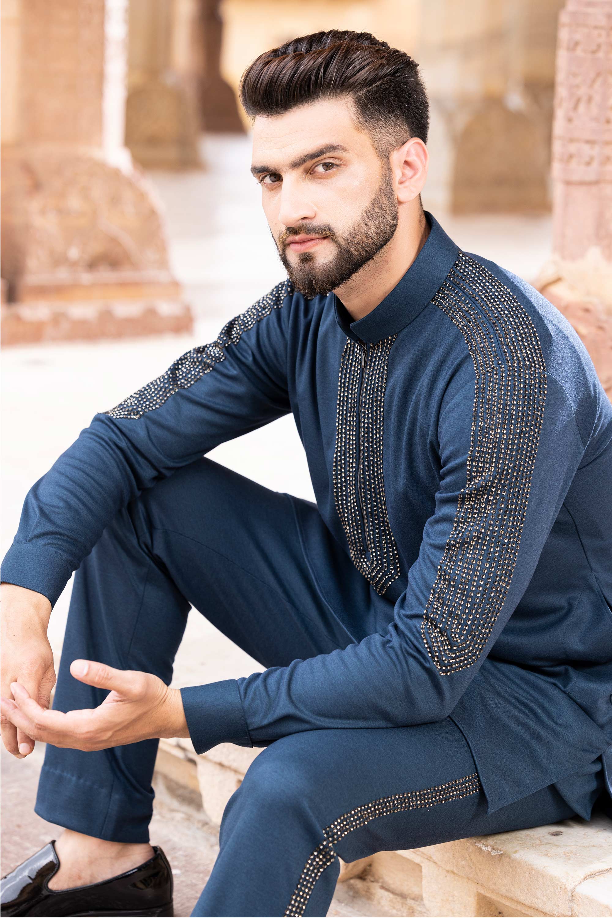 Hand embroidered knit kurta & pant co-ord set.