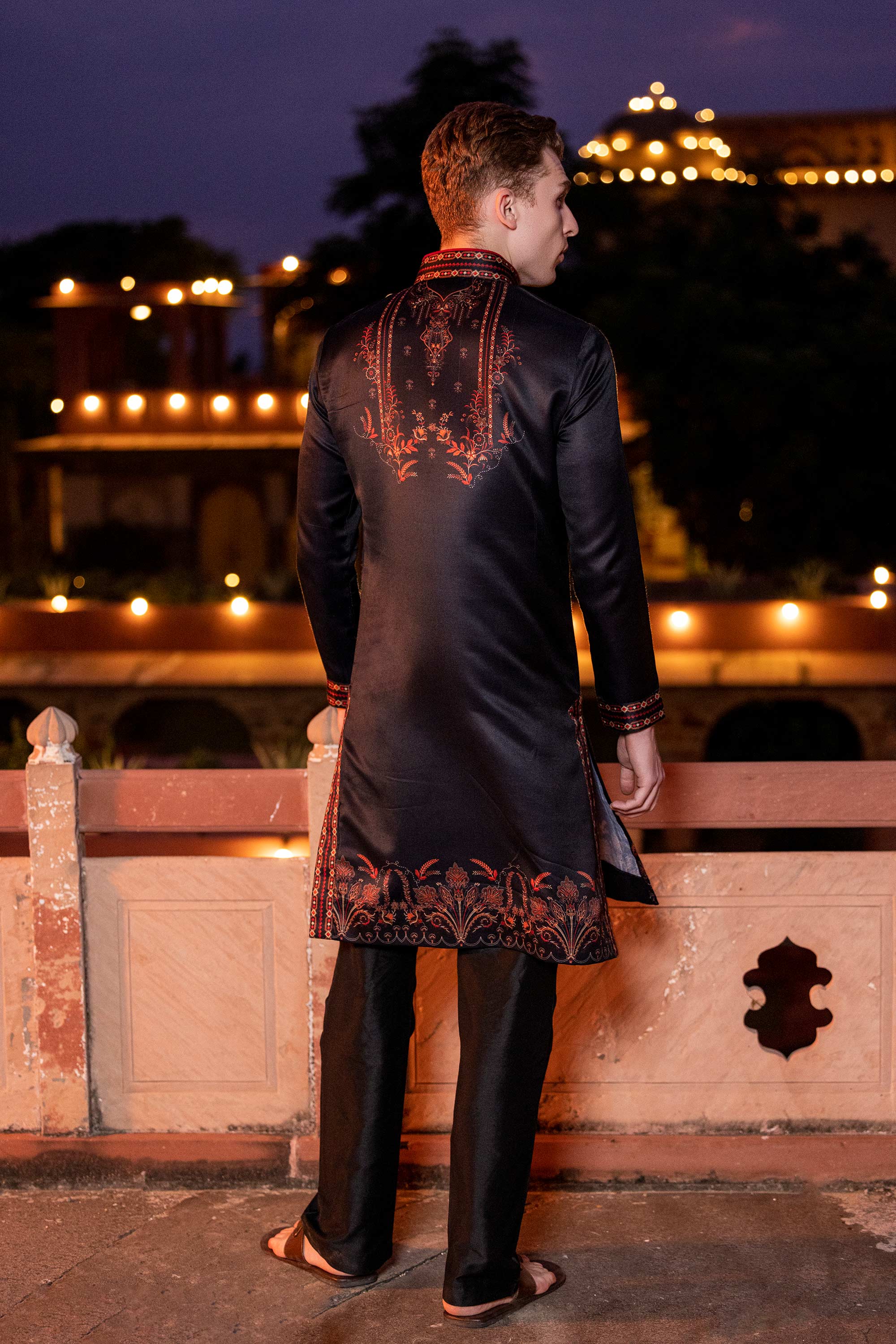 Digital print kurta paired with aligadhi.