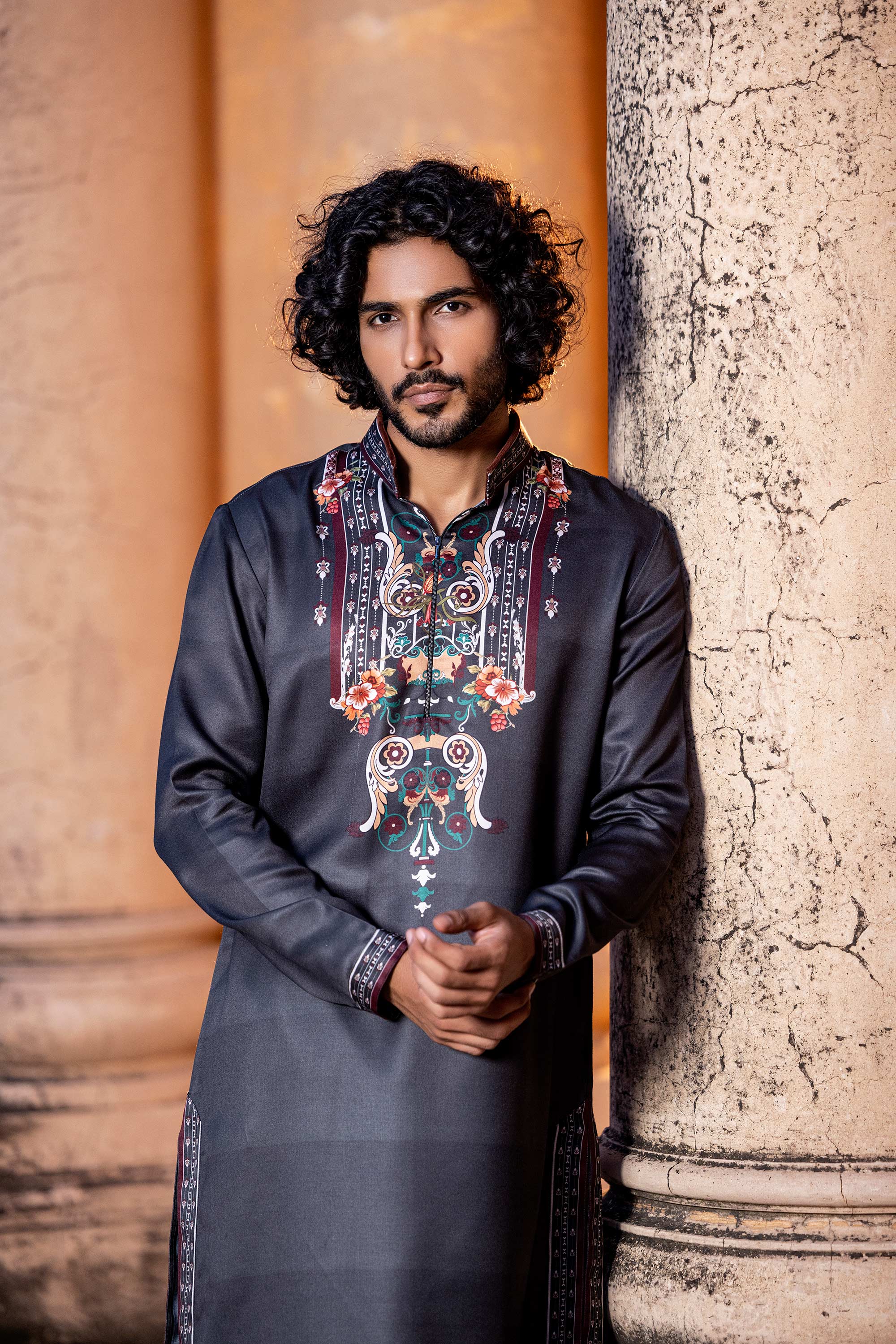 Digital print kurta paired with aligadhi.