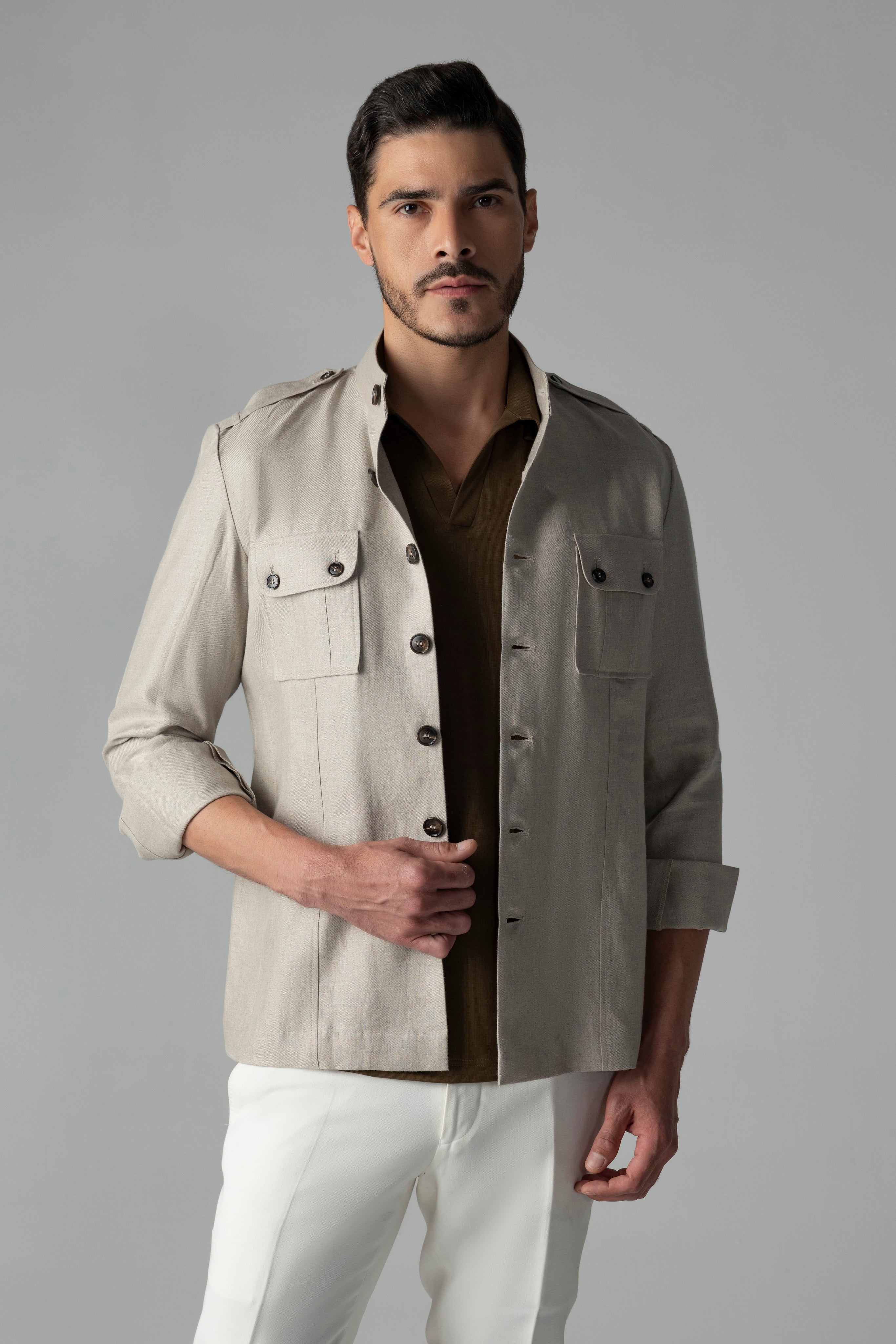 Beige linen shacket with two patch pockets, Mandarin collar & contrast button detailing
