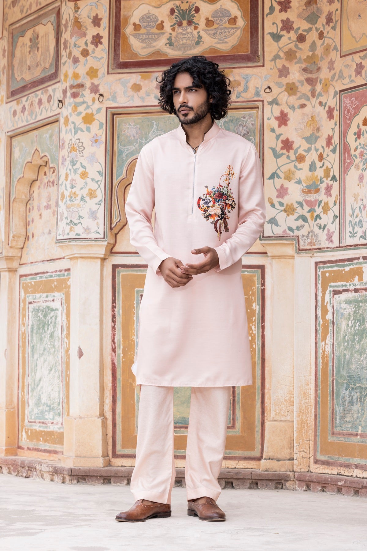Digital print kurta paired with aligadhi.