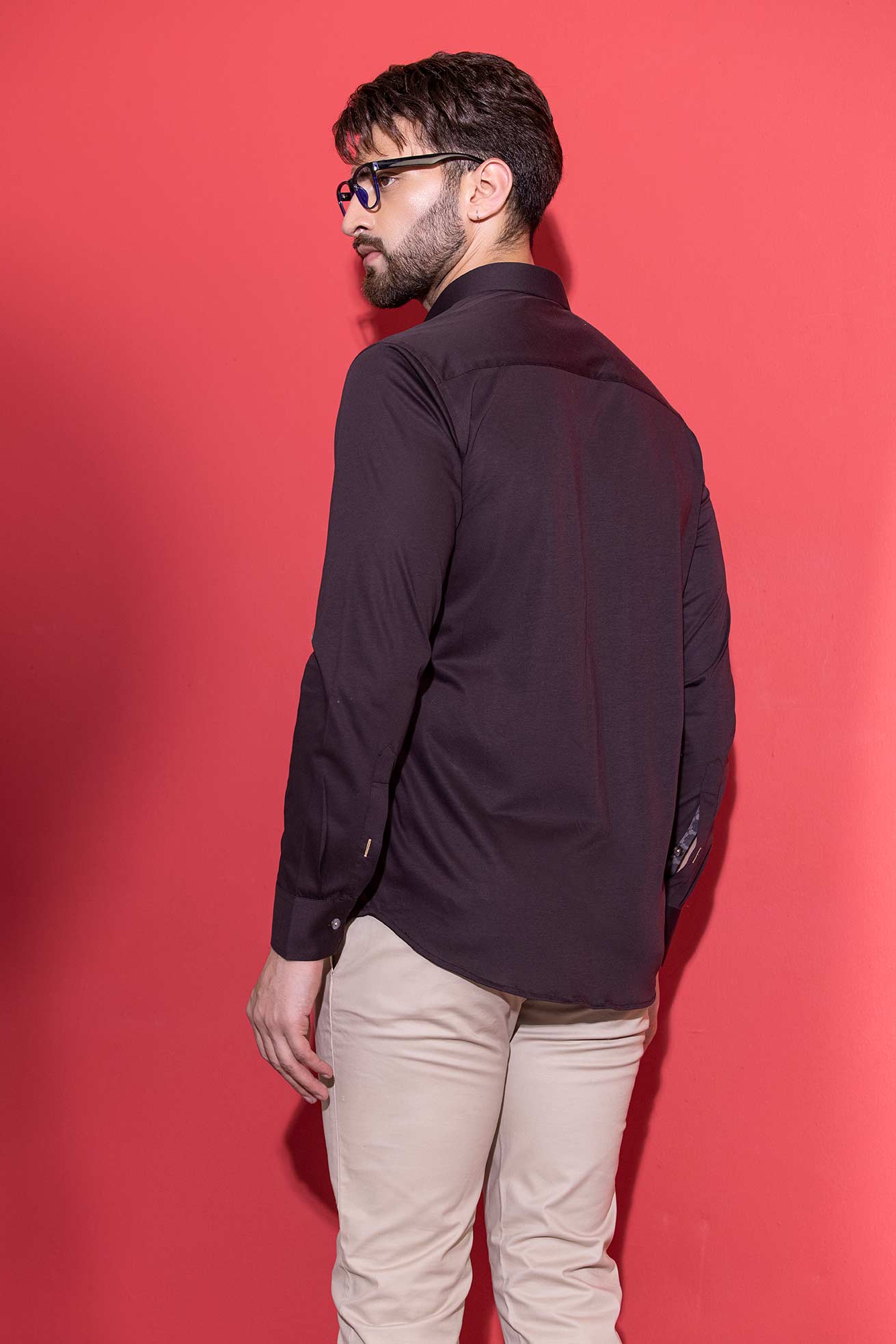 Brown full-sleeved shirt with hand-embroidered Horse motif