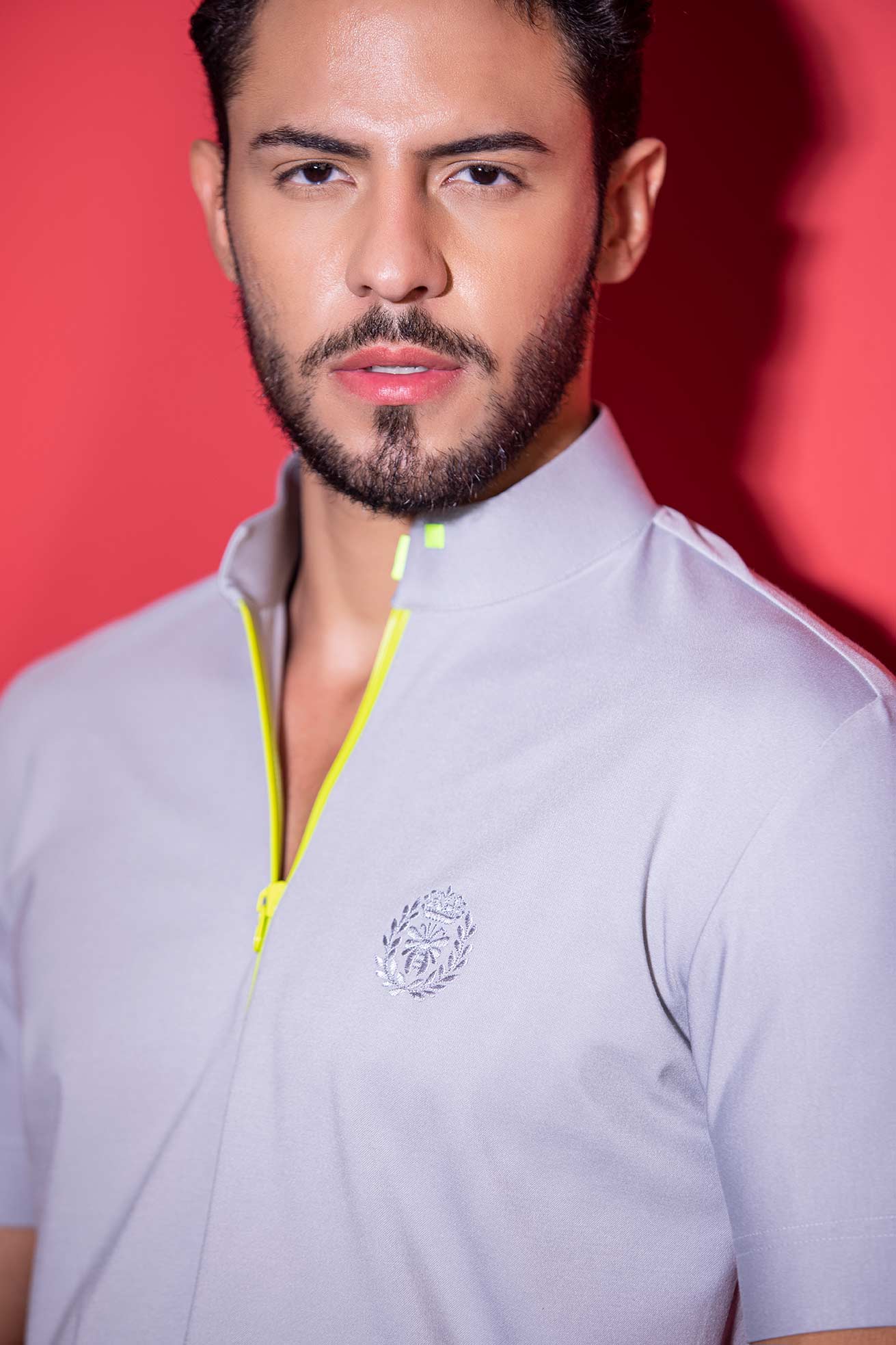 Light Grey half-sleeved t-shirt with zipper & trims detailing